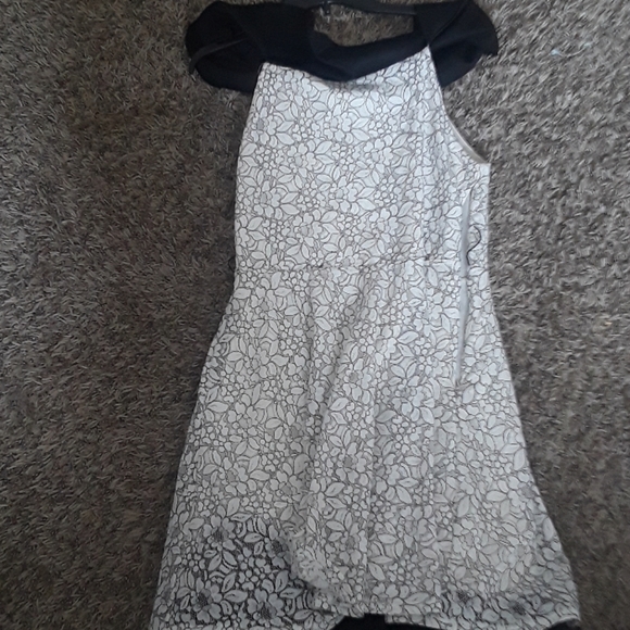 Children dresses - Picture 4 of 4